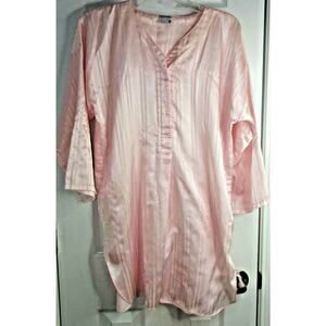 Vintage KATHRYN NIGHTGOWN - Womens SMALL - NIGHTIE Shiny Pink 90s
